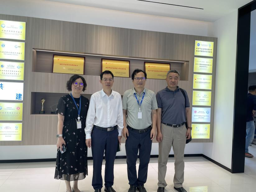 苏州科技局领导一行莅临星空手机入口调研指导